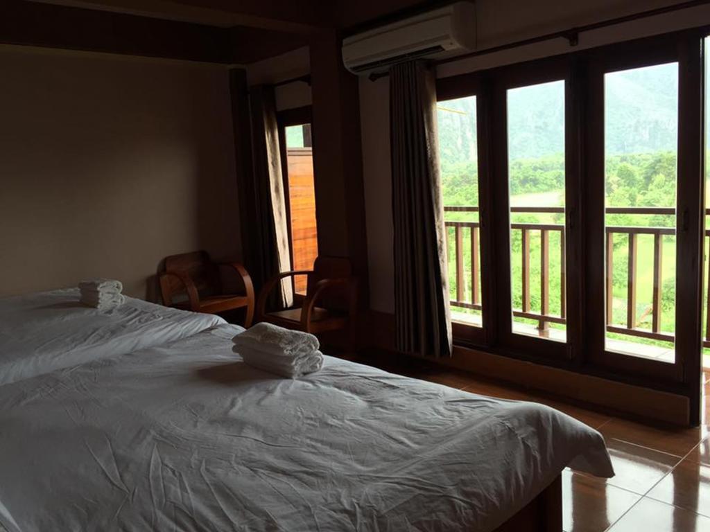 Happy River View Hotel Vang Vieng Exteriér fotografie