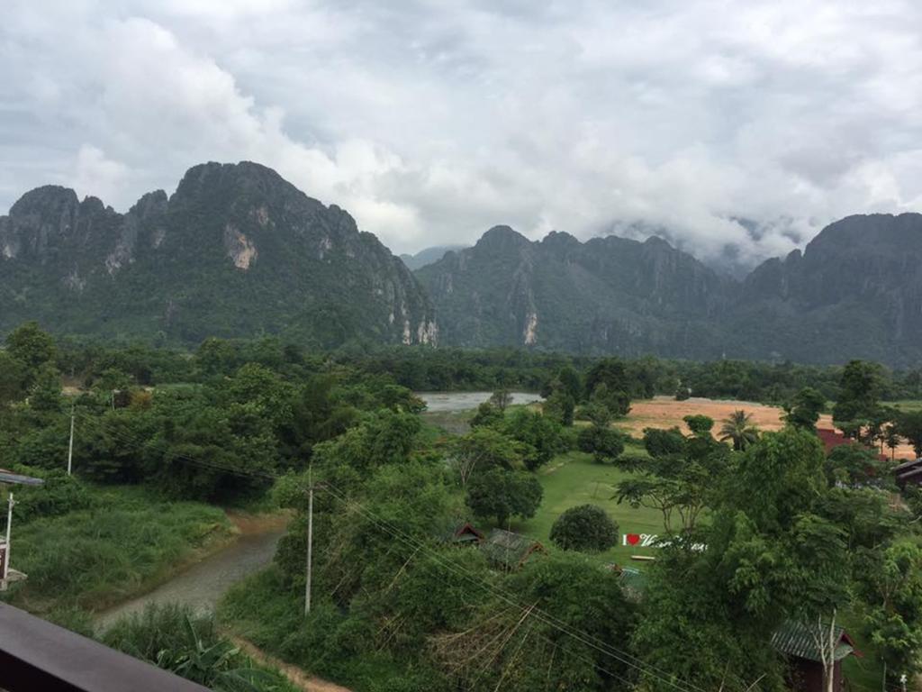 Happy River View Hotel Vang Vieng Exteriér fotografie