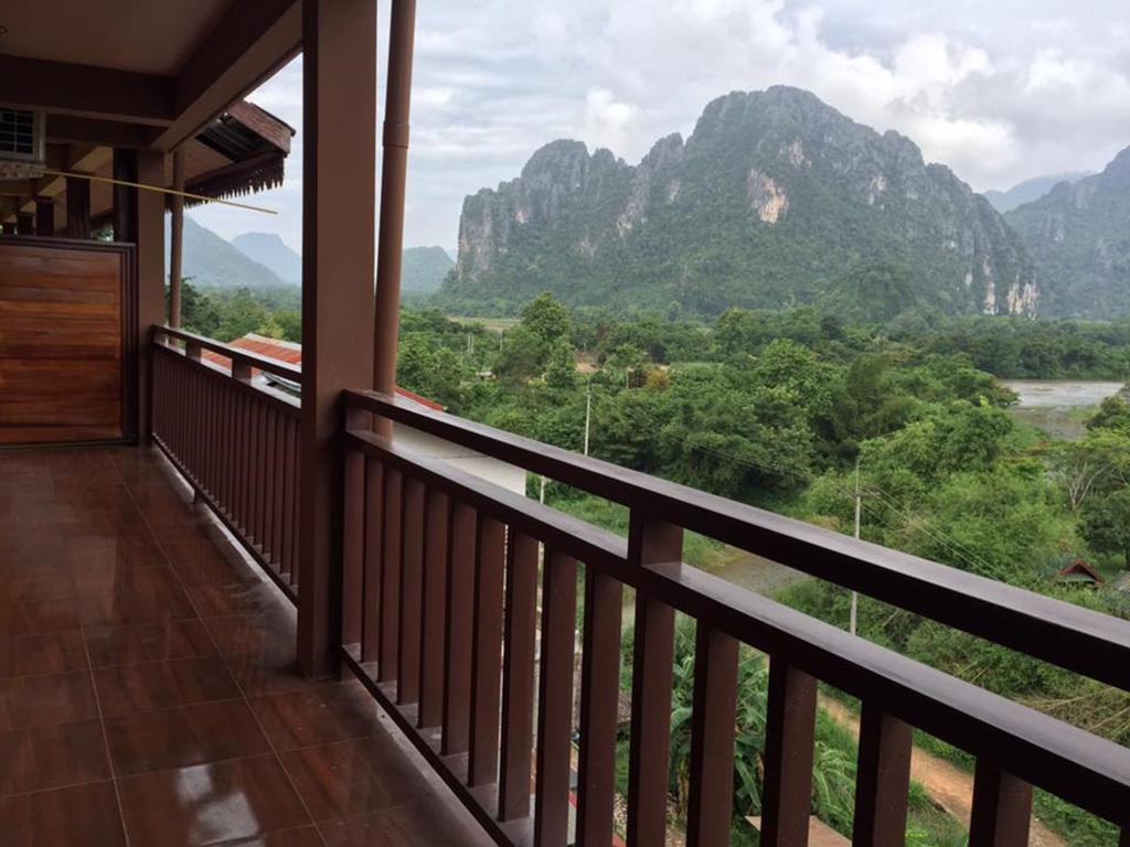 Happy River View Hotel Vang Vieng Exteriér fotografie